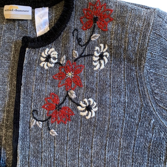 Vintage Alfred Dunner Embroidery Zip Front Cardigan/Sweater - Picture 10 of 14